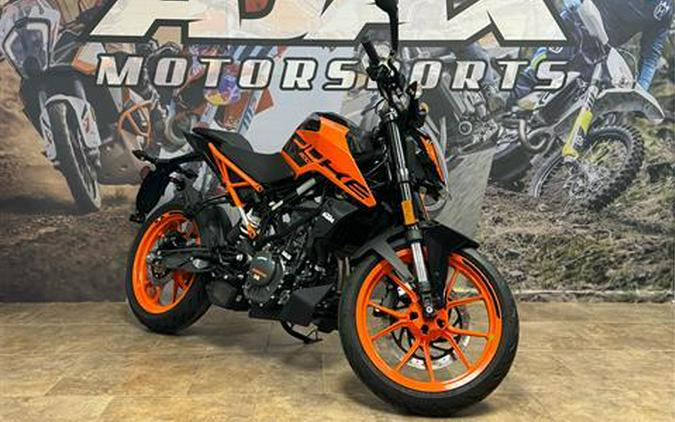 2023 KTM 200 Duke