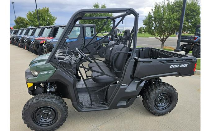 2024 Can-Am Defender HD9