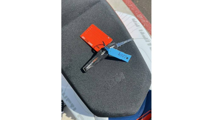 2024 KTM 890 Adventure R - U882024