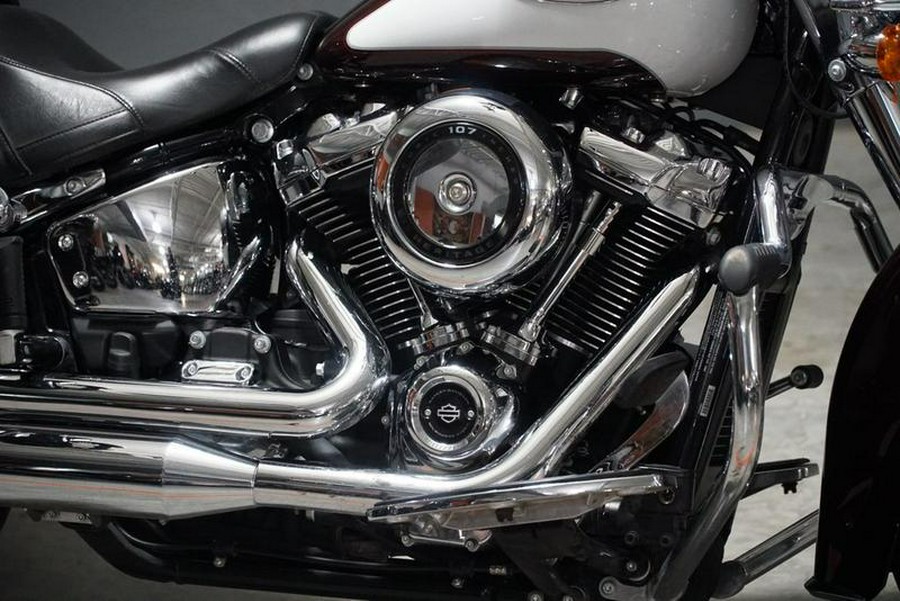 2021 Harley-Davidson® FLHC - Heritage Classic