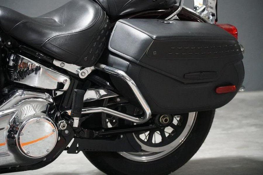 2021 Harley-Davidson® FLHC - Heritage Classic