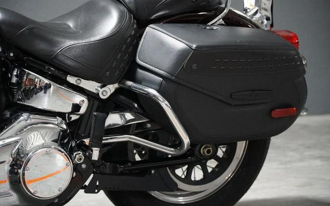 2021 Harley-Davidson® FLHC - Heritage Classic