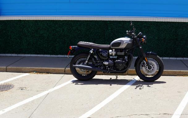 2026 Bonneville T120 Black