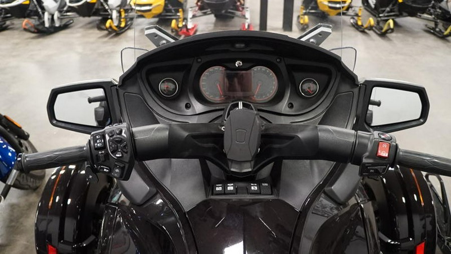 2013 Can-Am® Spyder® RT Limited