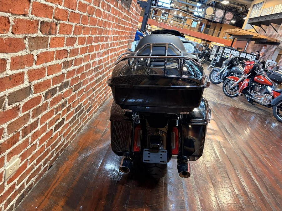 FLHXU 2025 Street Glide Ultra