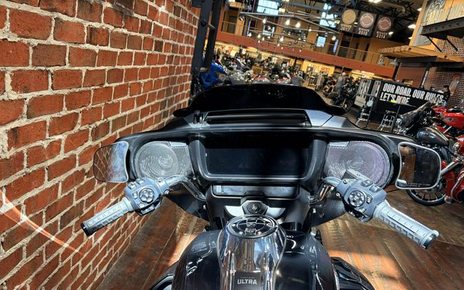 FLHXU 2025 Street Glide Ultra