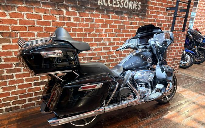 FLHXU 2025 Street Glide Ultra