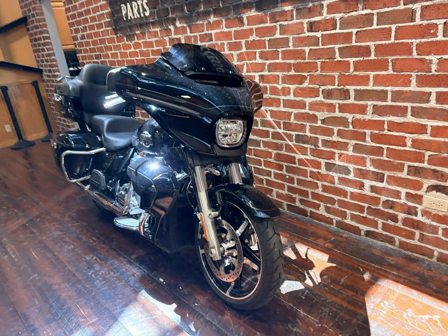 FLHXU 2025 Street Glide Ultra