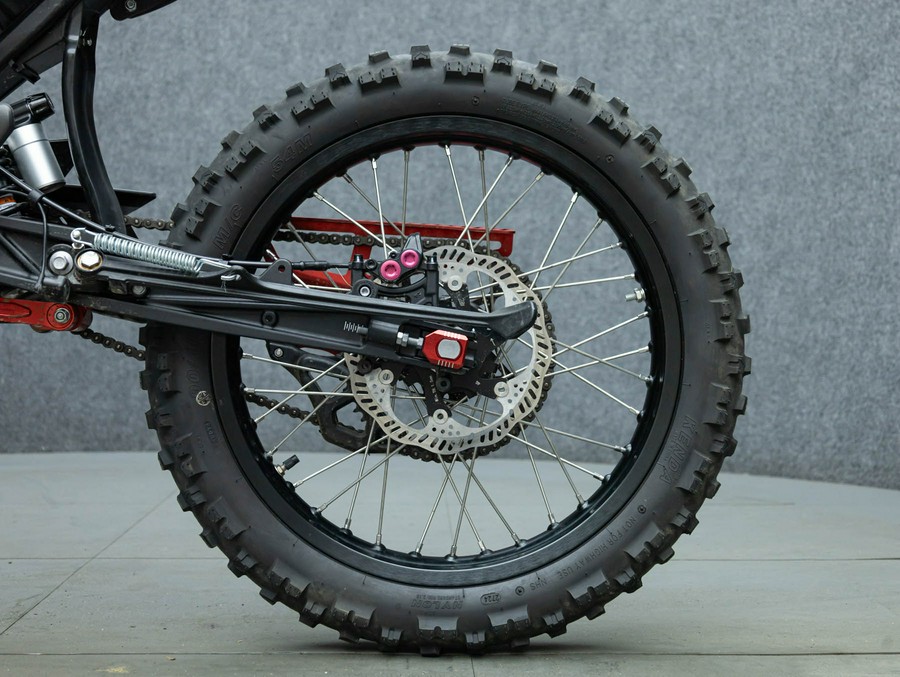 2024 BETA EXPLORER HUNTER EDITION W/ EXTRA BATTERY