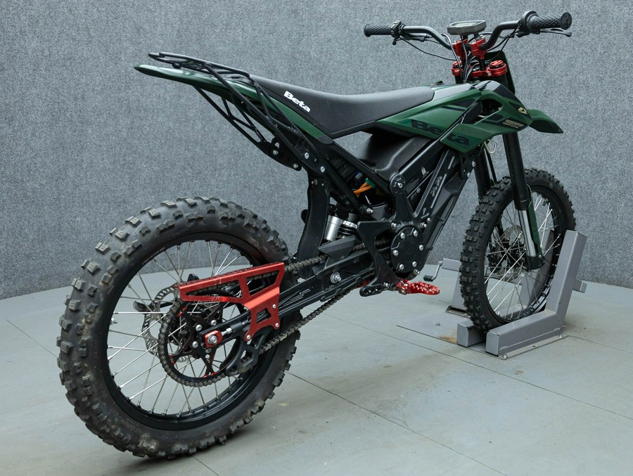 2024 BETA EXPLORER HUNTER EDITION W/ EXTRA BATTERY