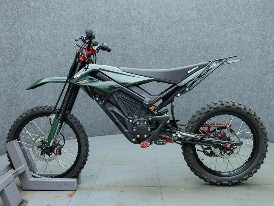 2024 BETA EXPLORER HUNTER EDITION W/ EXTRA BATTERY