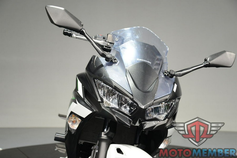 2022 Kawasaki Ninja® 650 Base