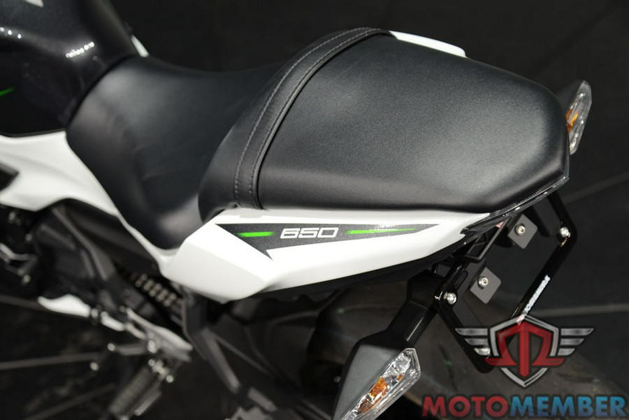 2022 Kawasaki Ninja® 650 Base