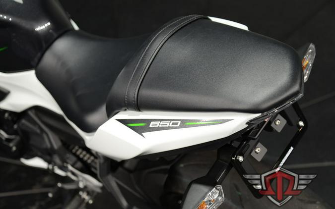 2022 Kawasaki Ninja® 650 Base