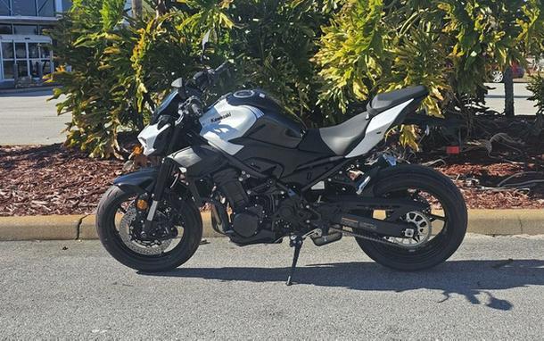 2026 Kawasaki Z900 ABS