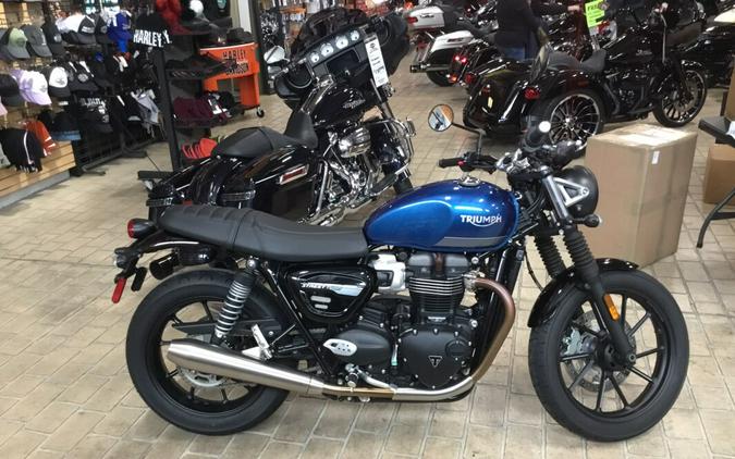 2022 Triumph Street Twin 900 Cobalt Blue