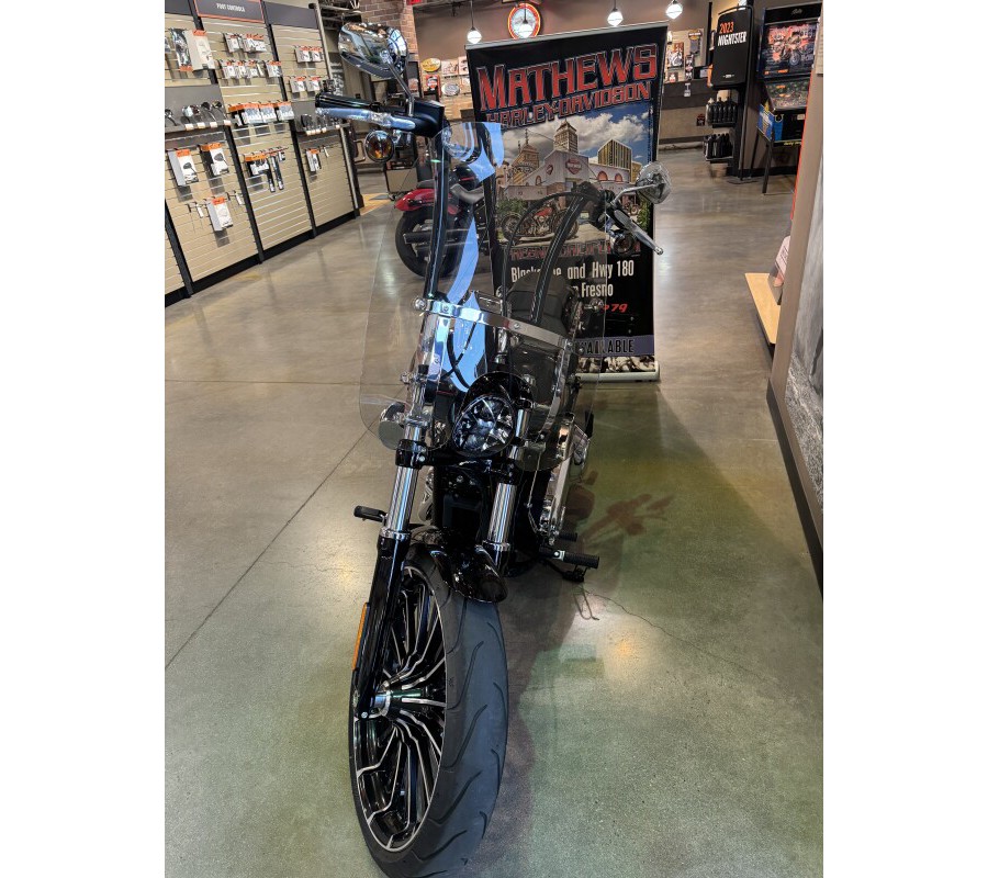 2023 Harley-Davidson Breakout Vivid Black