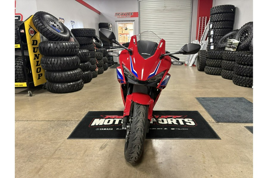 2025 Honda CBR500R ABS