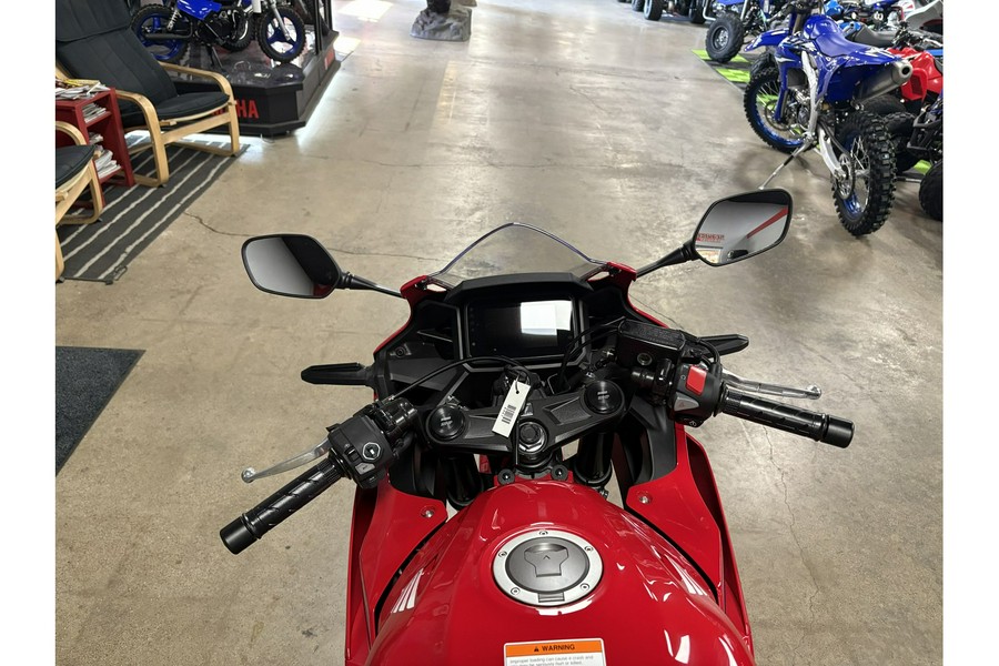 2025 Honda CBR500R ABS