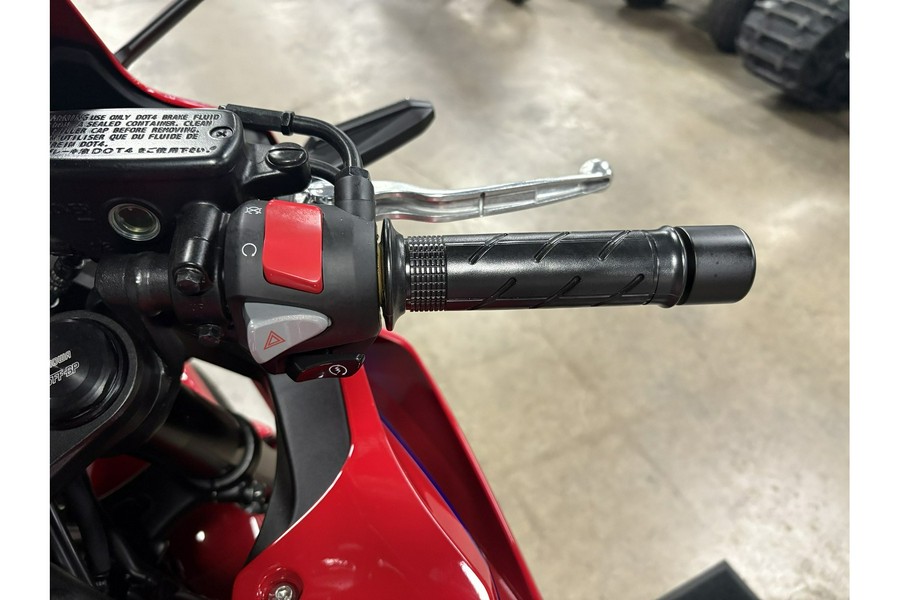 2025 Honda CBR500R ABS