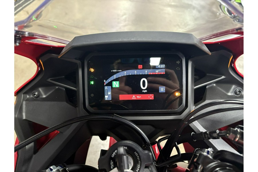 2025 Honda CBR500R ABS