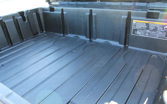 2023 Can-Am Defender XT HD10