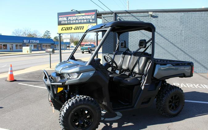 2023 Can-Am Defender XT HD10