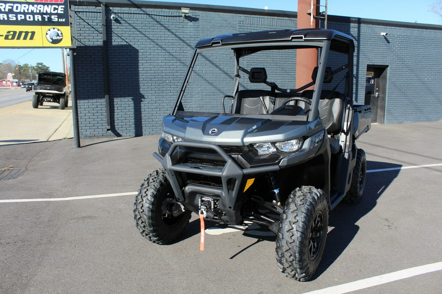 2023 Can-Am Defender XT HD10