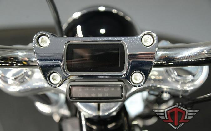 2022 Harley-Davidson Softail FXST - Standard