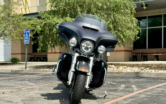 2017 Harley-Davidson Ultra Limited Low Two-Tone Charcoal Denim/Black Denim