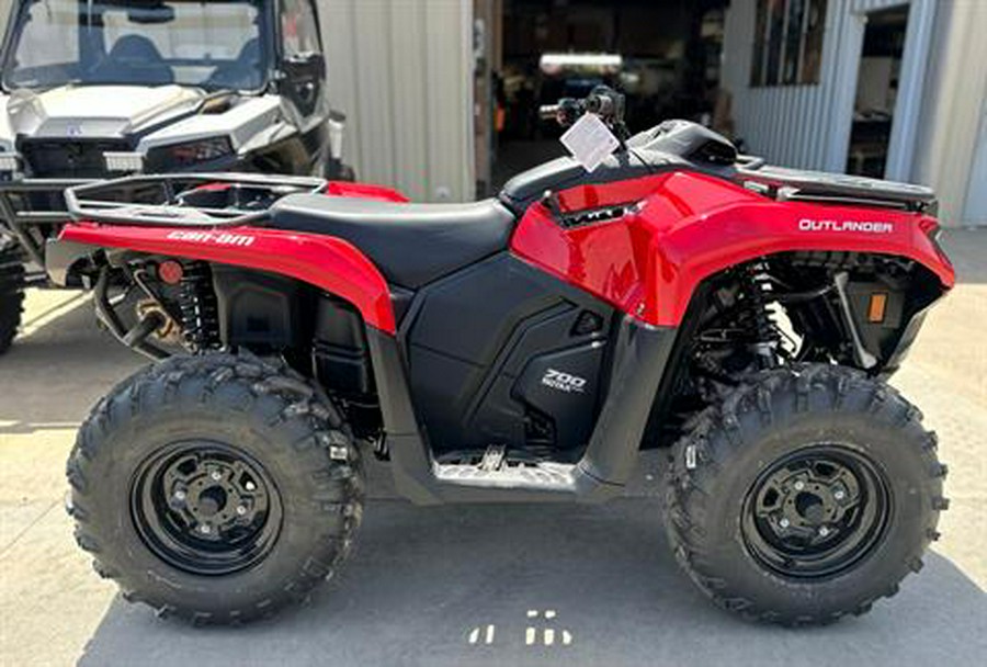 2024 Can-Am Outlander DPS 700