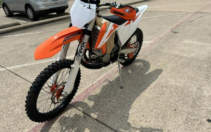 2019 KTM 300 XC