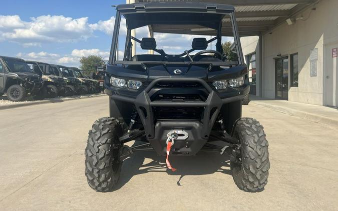 2026 Can-Am® Defender PRO XT HD10