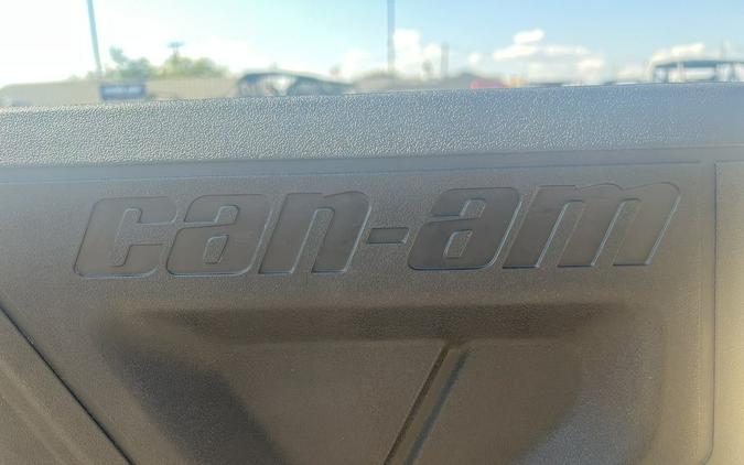 2026 Can-Am® Defender PRO XT HD10