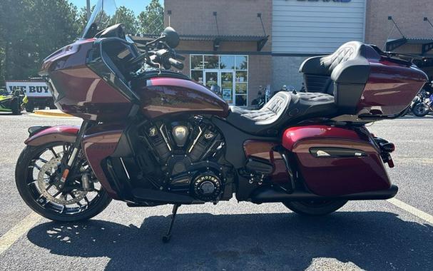 2026 Indian Pursuit Dark Horse Maroon Metallic