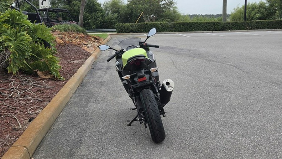 2026 Kawasaki Ninja 500 ABS Metallic Yellowish Green/Ebony