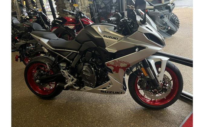 2024 Suzuki GSX-8R SILVER