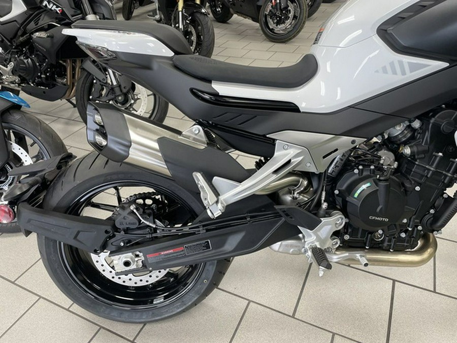 2024 CFMOTO 800NK