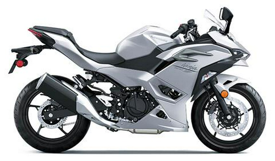 2025 Kawasaki Ninja 500 ABS