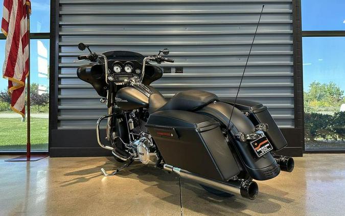 2013 Harley-Davidson® FLHX - Street Glide®