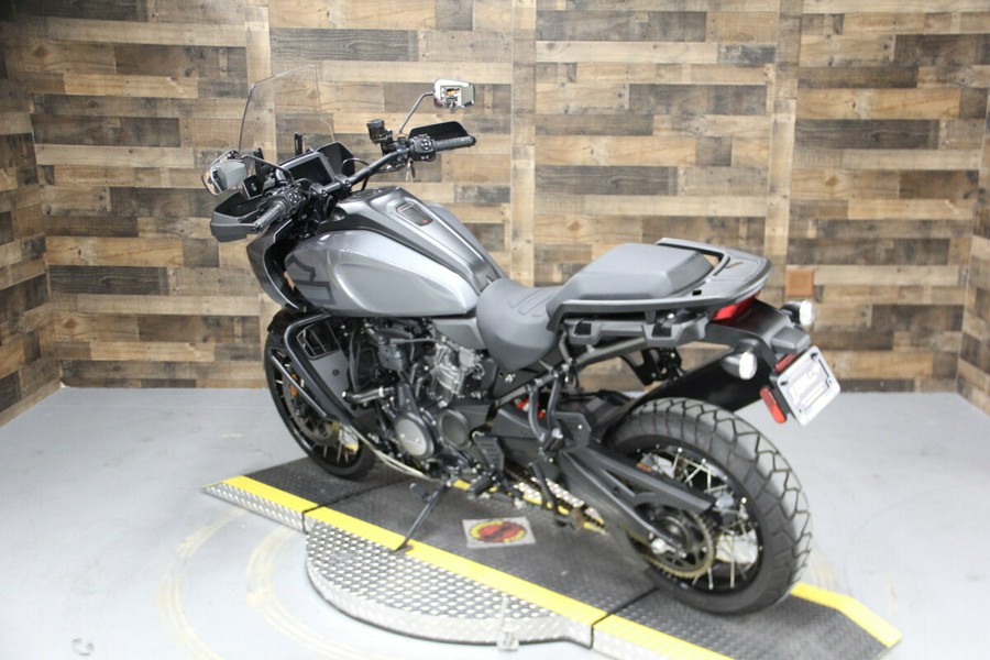 2022 Harley-Davidson Pan America™ 1250 Gauntlet Gray Metallic