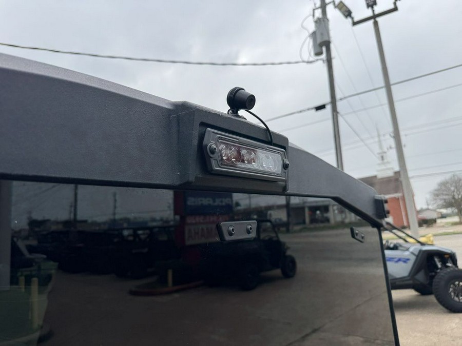 2023 Can-Am® Defender MAX Limited HD10