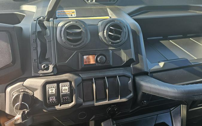 2026 Can-Am Defender MAX DPS CAB HD10