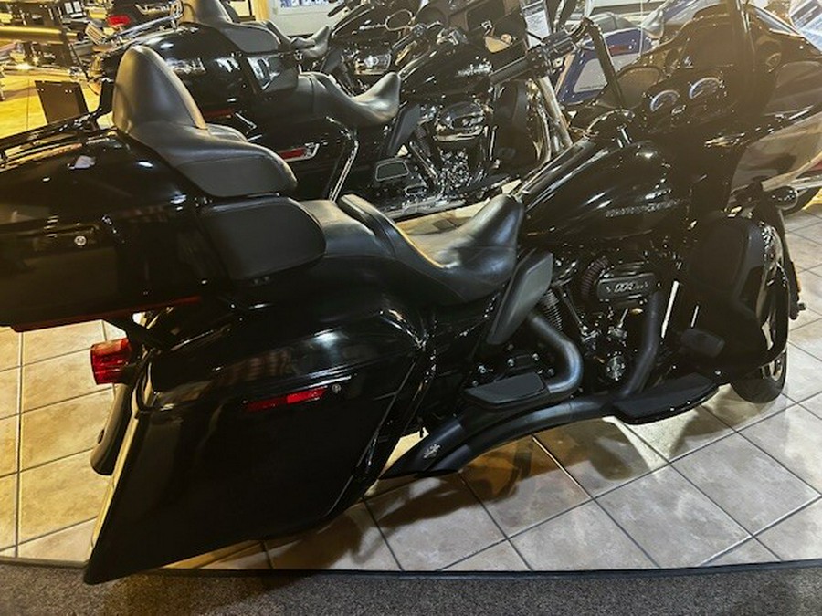 2020 Harley-Davidson Road Glide Limited Black