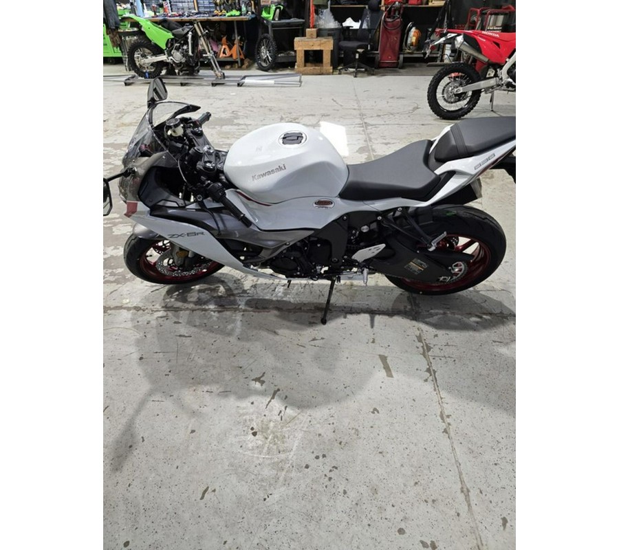 2025 Kawasaki Ninja® ZX™-6R ABS