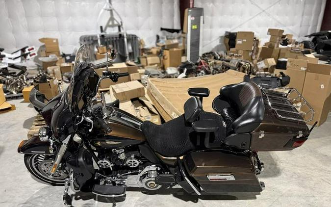 2013 Harley-Davidson® FLHTKAE - Electra Glide® Ultra Limited 110th Anniversary Edition