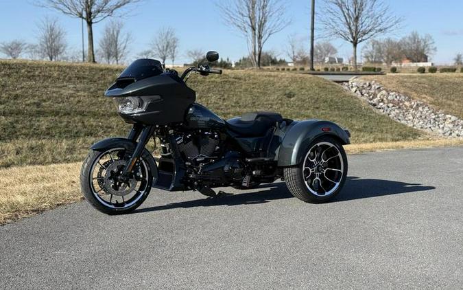 2026 Harley-Davidson® FLTRT - Road Glide® 3