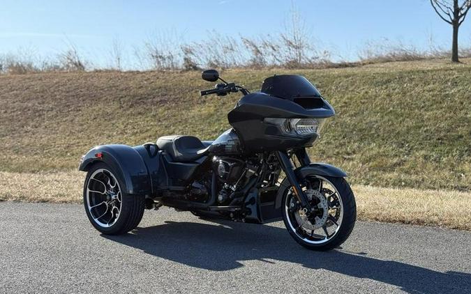 2026 Harley-Davidson® FLTRT - Road Glide® 3