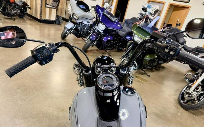 2026 Harley-Davidson® FLHC - Heritage Classic