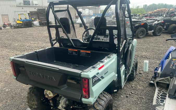 2026 Honda Pioneer 520